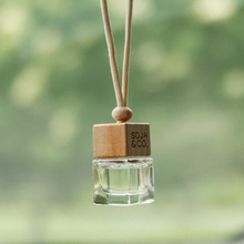 Load image into Gallery viewer, Pine + Cedar Bark Car Diffuser