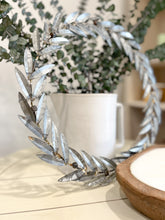 Load image into Gallery viewer, Olive Leaf Wreath