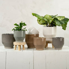 Load image into Gallery viewer, Oxford Planter- Multiple Colours

