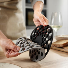 Load image into Gallery viewer, Silicone Trivet
